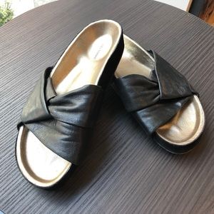 Isabel Marant Boop Leather Slides Black